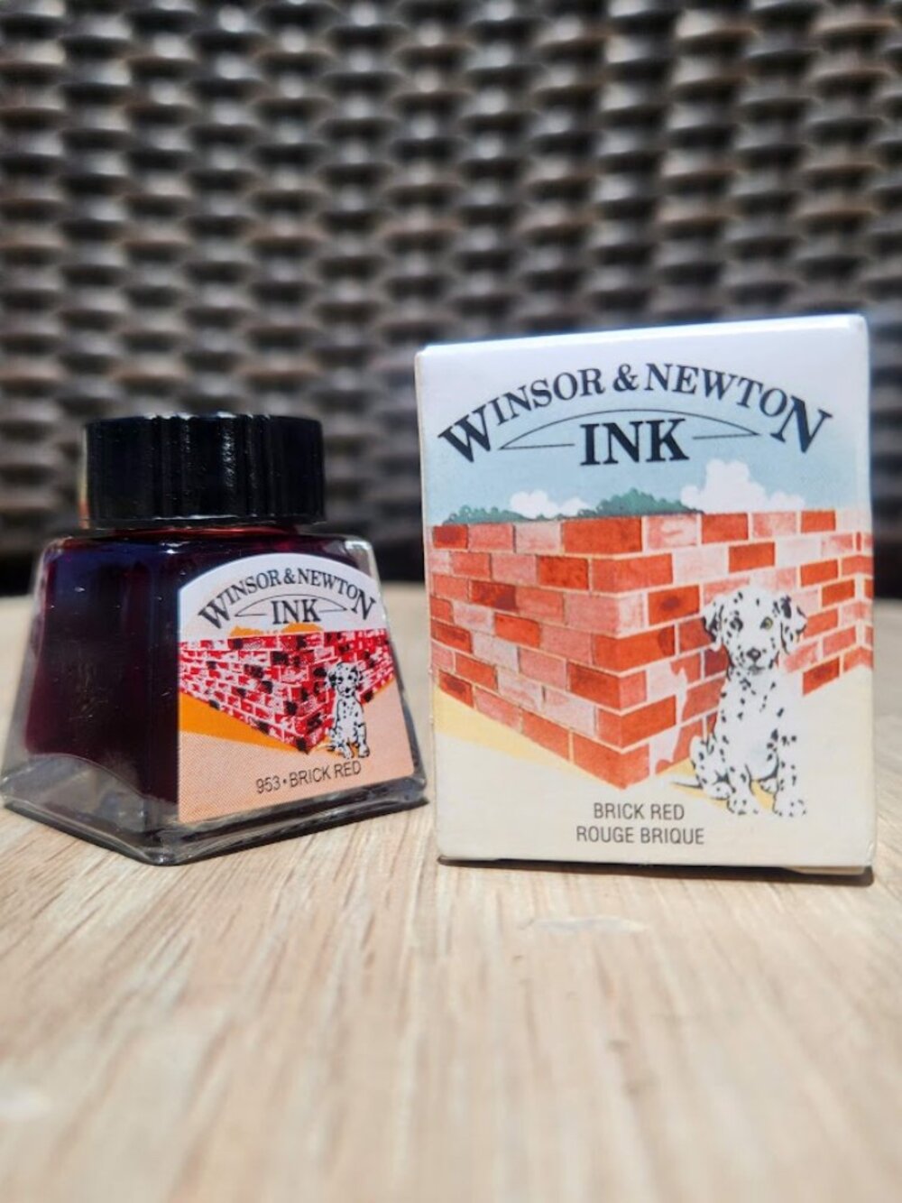 Winsor & Newton Drawing Ink 14ml Bottle Brick Red Shimmer NEW Art Supplies Can b